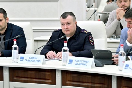 Заместитель начальника Управления уголовного розыска краевого Главка принял участие в круглом столе по финансовой грамотности в Пятигорске