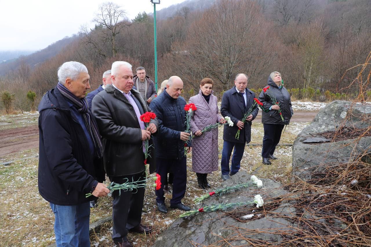 Сквер Дружбы и Братства. Пятигорск и Дилижан: ценность общей истории Сквер Дружбы и Братства. Пятигорск и Дилижан: ценность общей истории