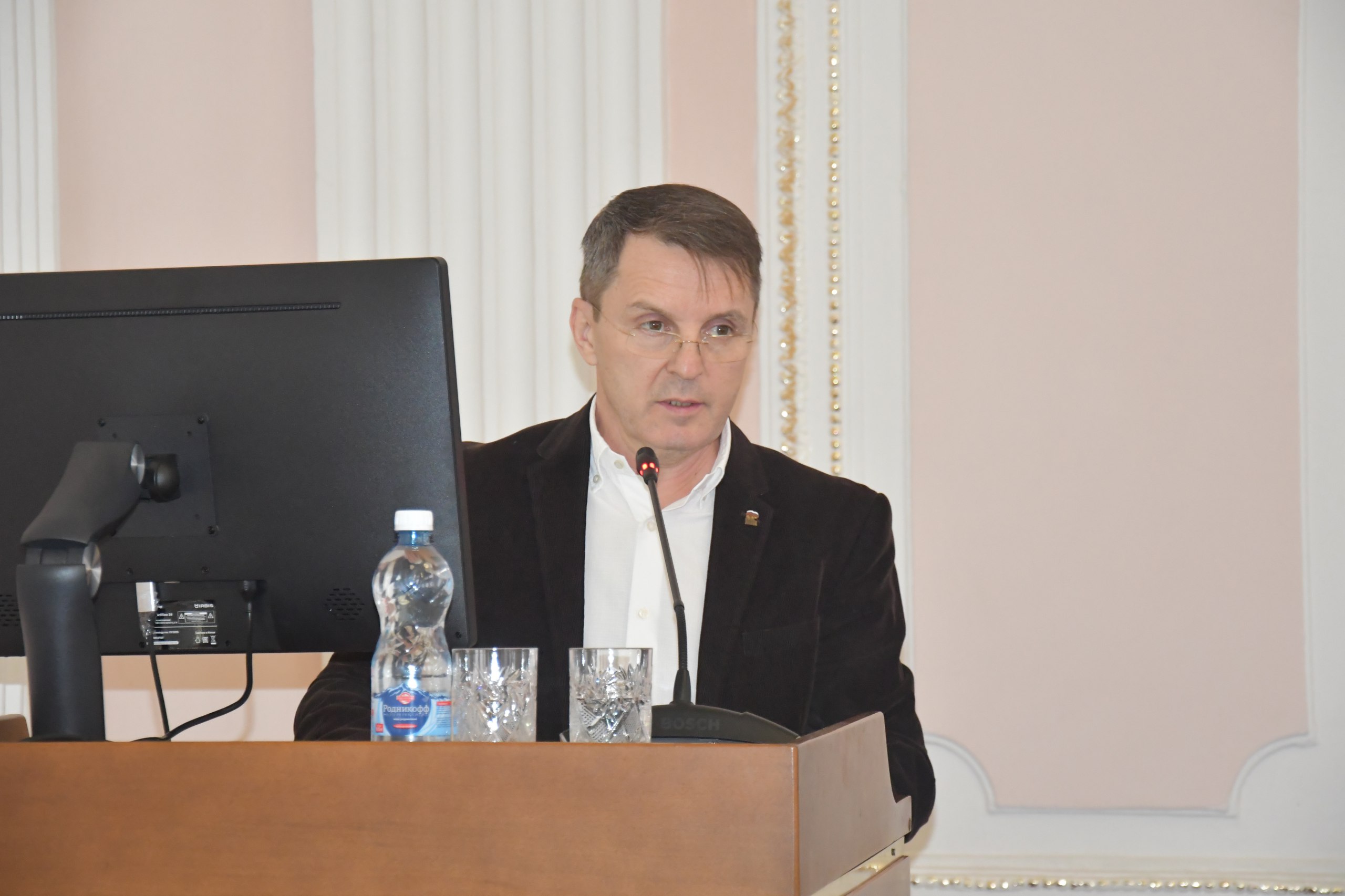 Под председательством Георгия Колягина состоялось очередное заседание городской Думы Под председательством Георгия Колягина состоялось очередное заседание городской Думы