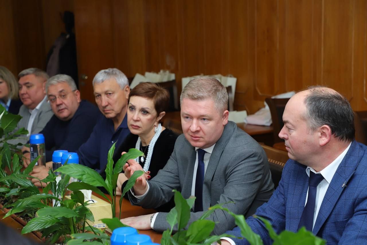 Сквер Дружбы и Братства. Пятигорск и Дилижан: ценность общей истории Сквер Дружбы и Братства. Пятигорск и Дилижан: ценность общей истории