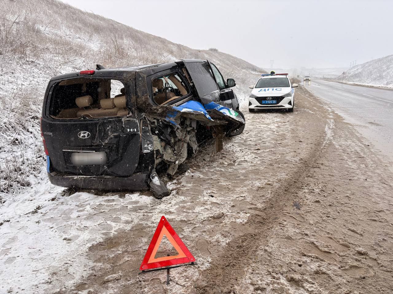 Шесть человек, включая пятерых детей, пострадали в аварии с Hyundai в Ставропольском крае