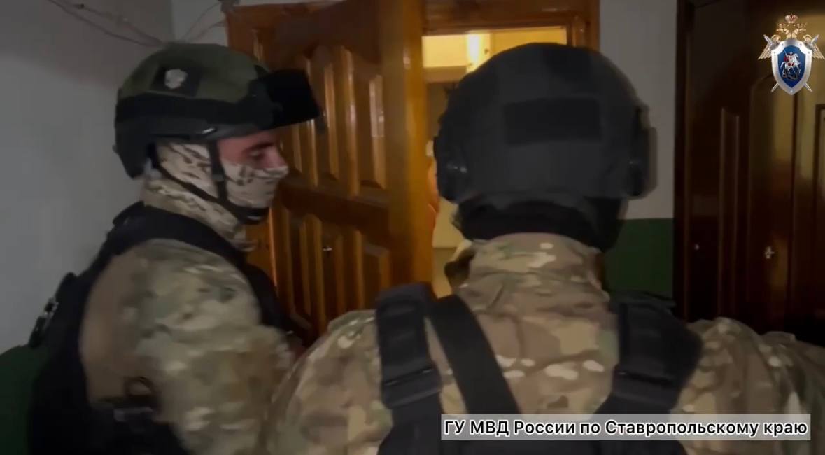 Парня, избившего мужчину в Солнечнодольске, задержали