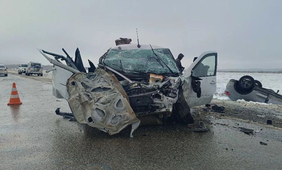 ������ ��� � ��������������� ������: 3 �������� �������, ��� 2 ����������