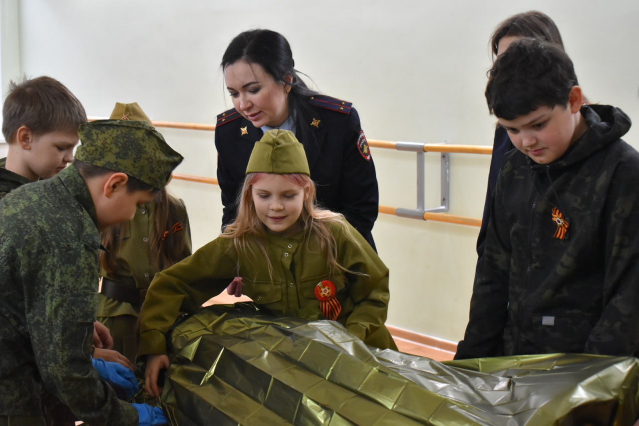 Эксперты-криминалисты краевого Главка приняли участие в военно-патриотической игре «Зарница 2.0» Эксперты-криминалисты краевого Главка приняли участие в военно-патриотической игре «Зарница 2.0»