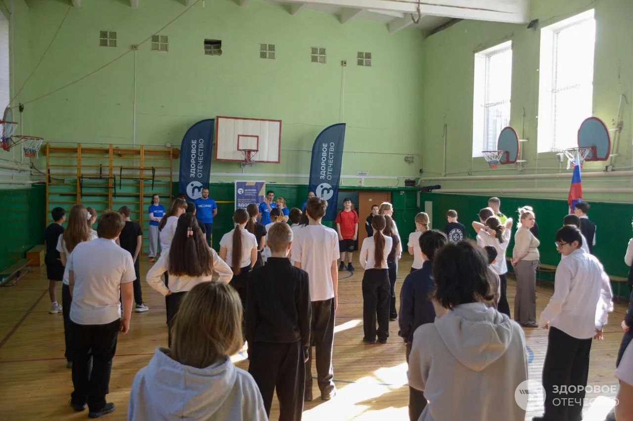 Мужество, спорт и патриотизм: в пятигорском лицее прошла особенная встреча Мужество, спорт и патриотизм: в пятигорском лицее прошла особенная встреча