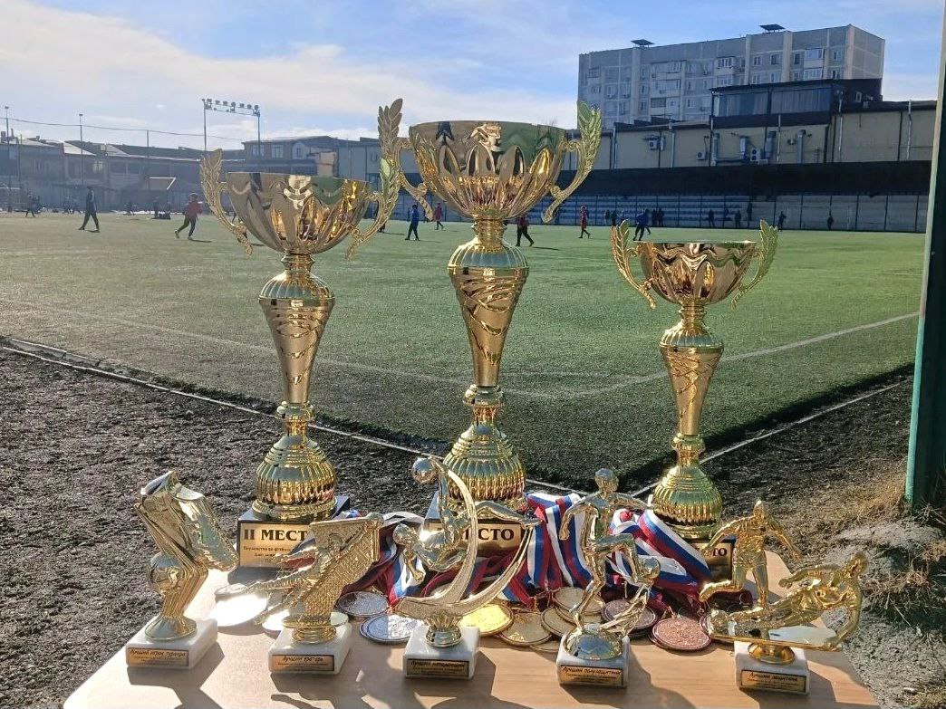 В Пятигорске подвели итоги открытого городского первенства по футболу В Пятигорске подвели итоги открытого городского первенства по футболу