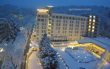 Посмотрите, как КМВ этой ночью засыпало