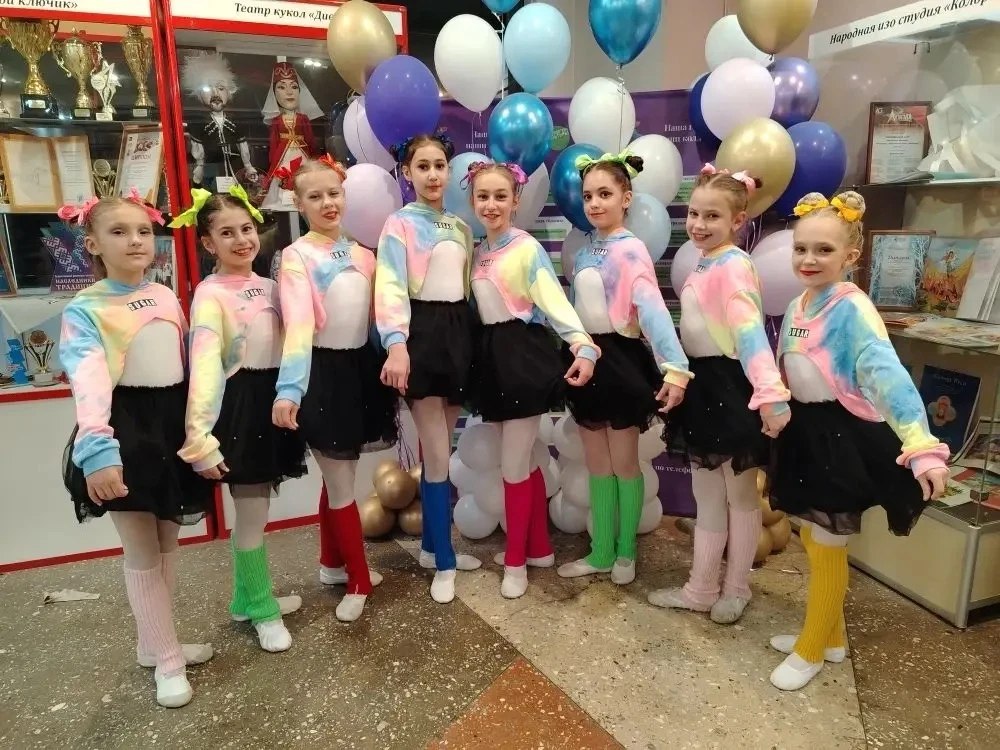 Поздравляем обучающихся МБУ ДО «ЦРТДиЮ» с яркими победами на Всероссийском конкурсе исполнительного мастерства «Весна. Звёзды России»! Поздравляем обучающихся МБУ ДО «ЦРТДиЮ» с яркими победами на Всероссийском конкурсе исполнительного мастерства «Весна. Звёзды России»!