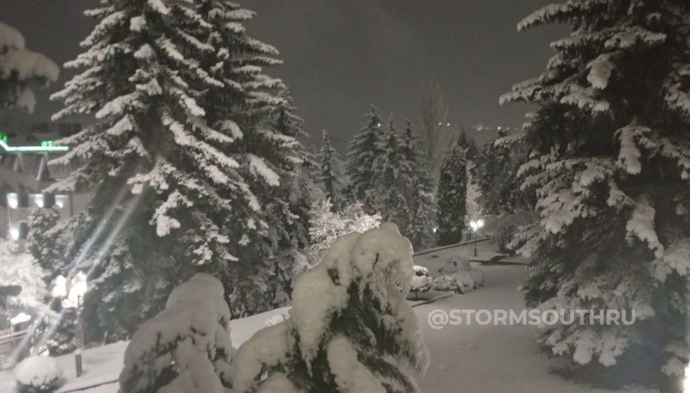 Посмотрите, как КМВ этой ночью засыпало Посмотрите, как КМВ этой ночью засыпало