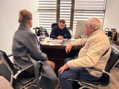 #депутатскаядеятельность. Артем Телятников и Валерия Бруснева провели личные приемы граждан