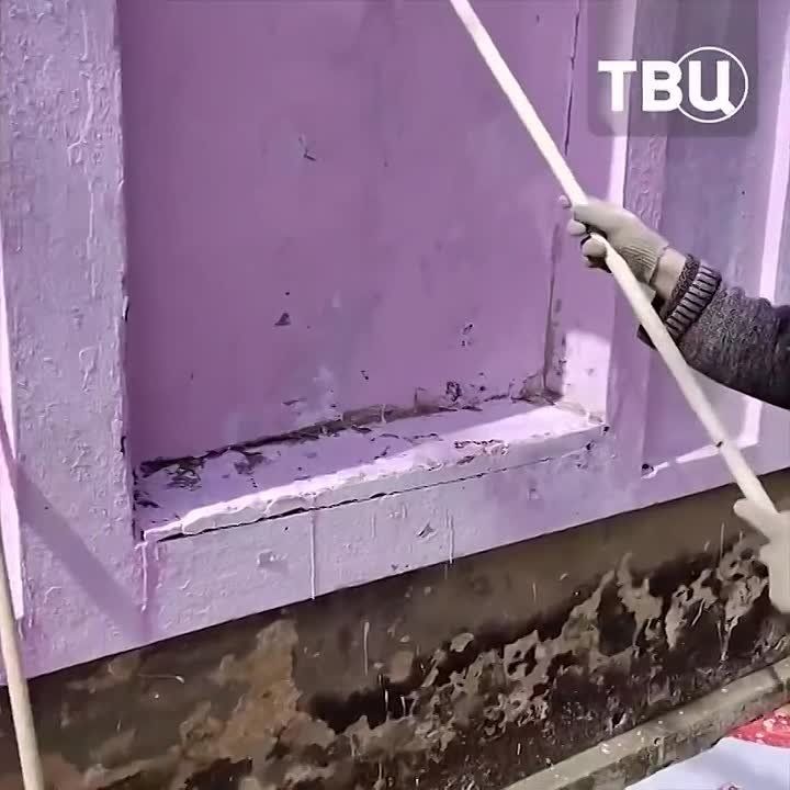 �������, ����������� 80-����� ������ � ������� ������������� �����, ������������ ��� ������� � ����������