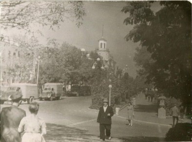 Перекрёсток проспектов Ворошилова и Сталина в Ставрополе, 1950-е годы