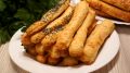 Хрустящие хлебные палочки с сыром: об irresistible закуске, которая завоевала сердца!