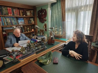 Во вторник, 7 апреля, депутат Государственной Думы РФ Константин Затулин провел прием граждан в своей депутатской приемной в Городском Собрании Сочи