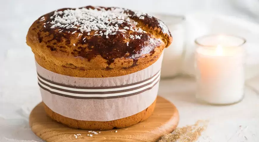 Секрет заварного кулича: почему он остаётся свежим на долгое время