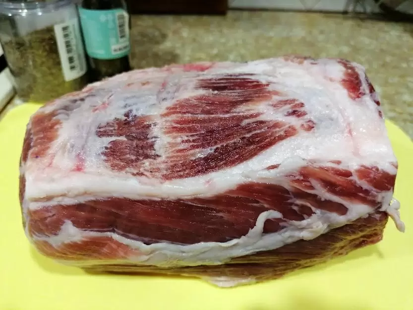 Секреты приготовления идеальной домашней буженины