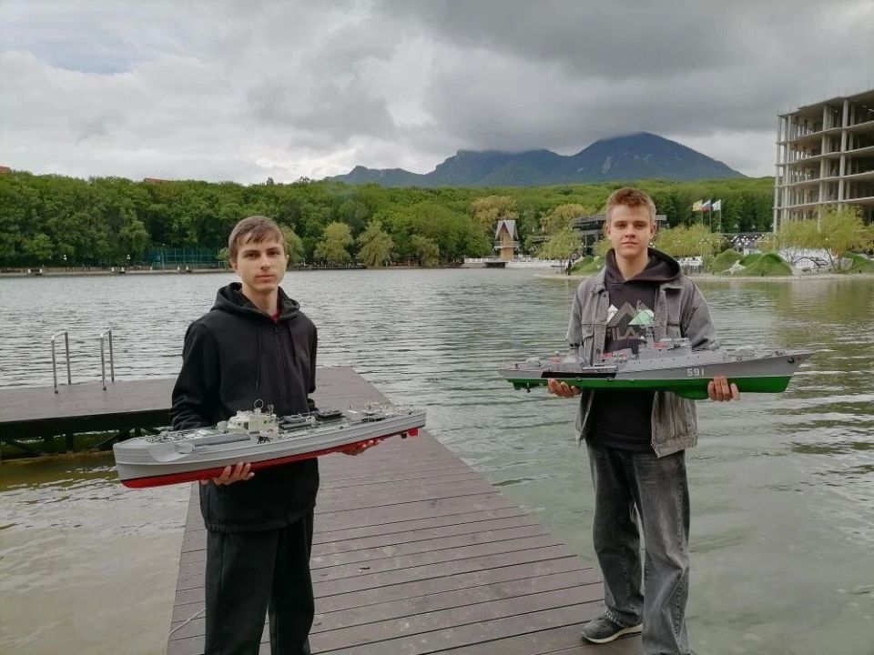 Отличные новости из Железноводска! Там прошёл чемпионат Ставропольского края по судомодельному спорту Отличные новости из Железноводска! Там прошёл чемпионат Ставропольского края по судомодельному спорту