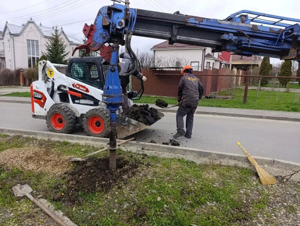 На 9 улицах Ставрополя продолжается строительство новых линий уличного освещения На 9 улицах Ставрополя продолжается строительство новых линий уличного освещения