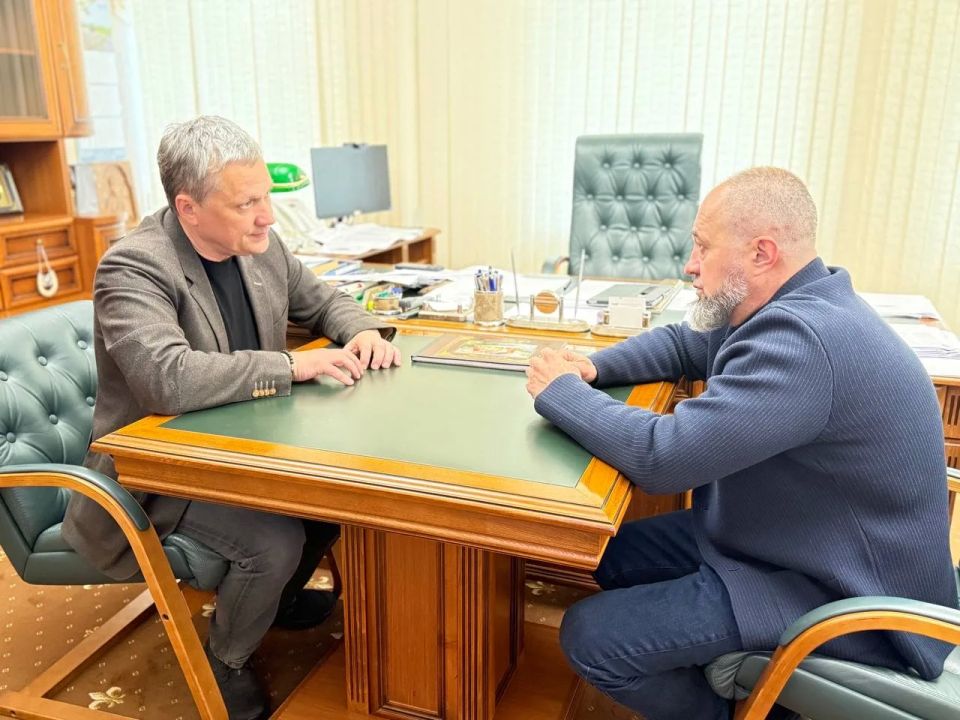 Дмитрий Ворошилов: Сегодня в краевом министерстве дорожного хозяйства и транспорта прошла рабочая встреча с министром Евгением Штепой