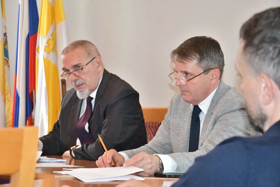 Сергей Соловьев провел заседание комитета по законности Сергей Соловьев провел заседание комитета по законности