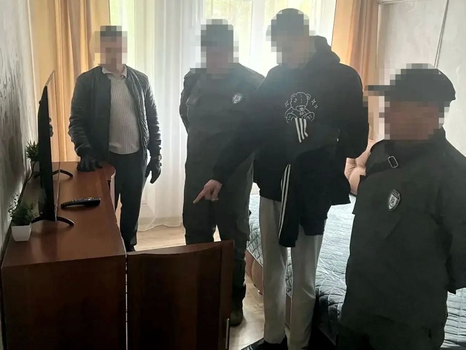 Изобильненские полицейские пресекли попытку сбыта более 150 доз синтетического наркотика Изобильненские полицейские пресекли попытку сбыта более 150 доз синтетического наркотика