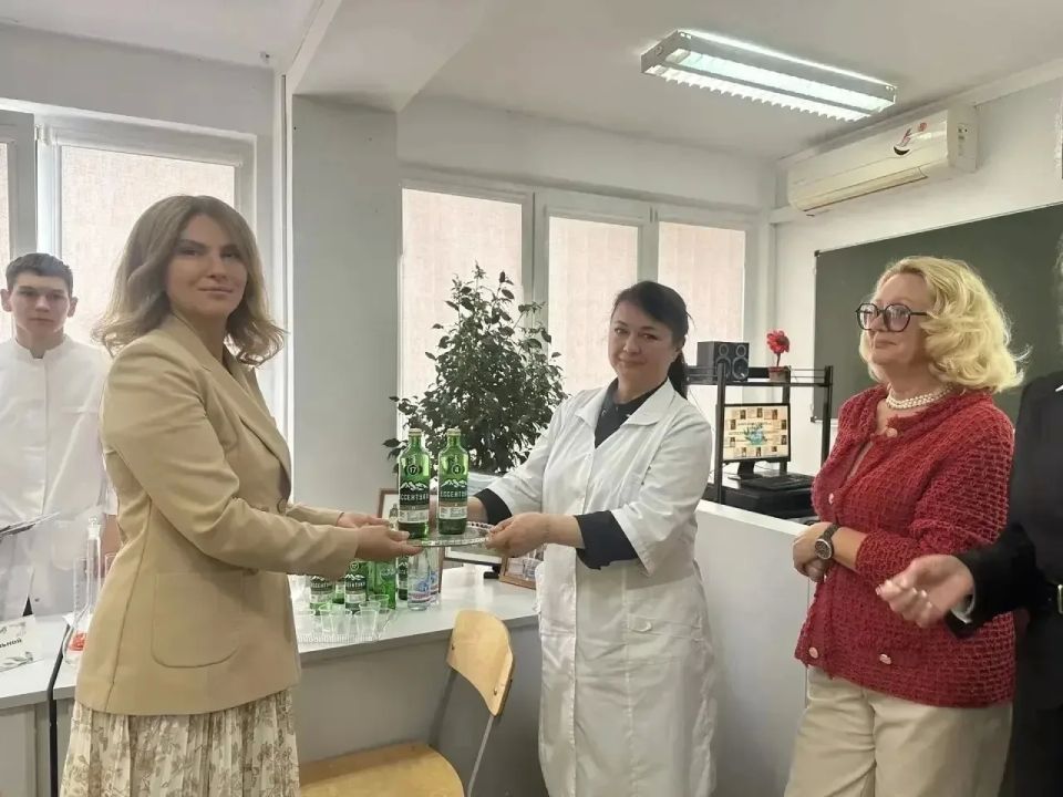 Филиал СГПИ в Ессентуках провёл день открытых дверей Филиал СГПИ в Ессентуках провёл день открытых дверей