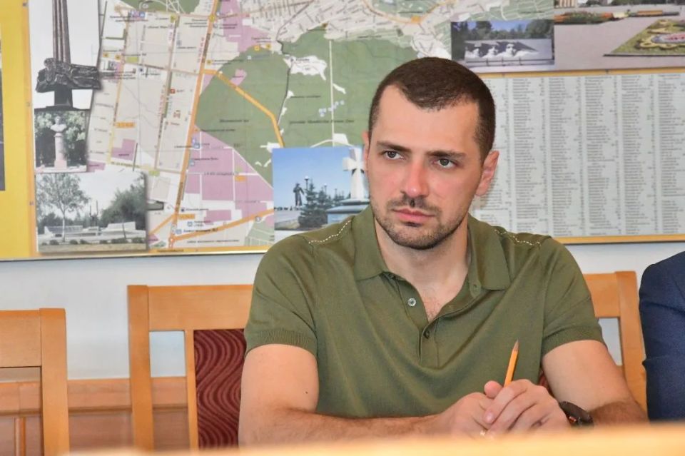 Валерия Бруснева и Владимир Лысенко провели в Ставропольской городской Думе совместное заседание комитетов по социальной политике и по делам ветеранов Валерия Бруснева и Владимир Лысенко провели в Ставропольской городской Думе совместное заседание комитетов по социальной политике и по делам ветеранов
