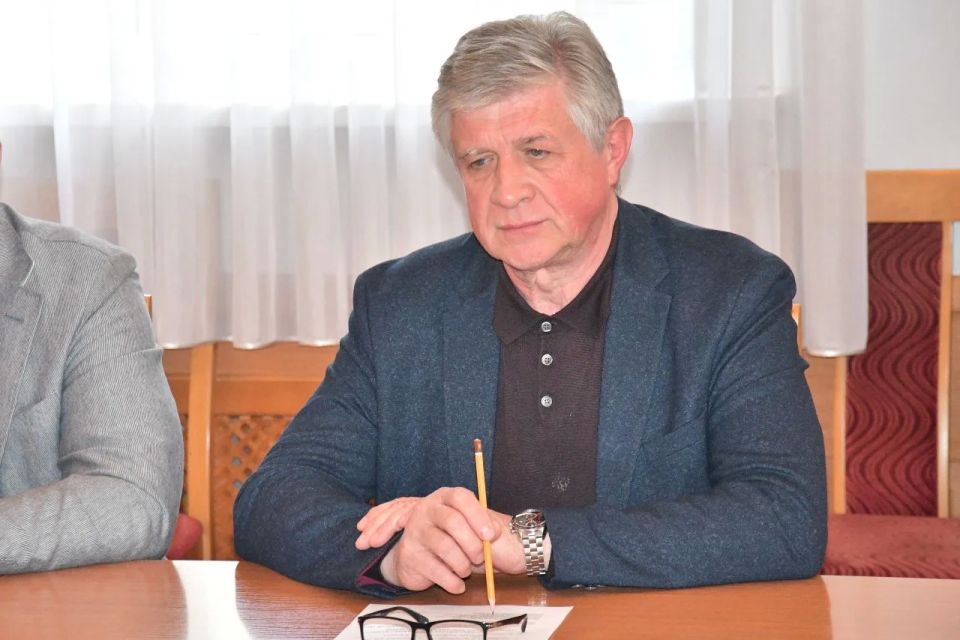 Валерия Бруснева и Владимир Лысенко провели в Ставропольской городской Думе совместное заседание комитетов по социальной политике и по делам ветеранов Валерия Бруснева и Владимир Лысенко провели в Ставропольской городской Думе совместное заседание комитетов по социальной политике и по делам ветеранов