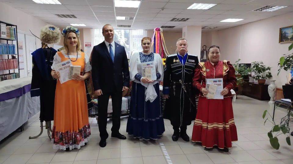 Библиопосиделки «Казачий город - Ессентуки» в Центральной библиотеке Библиопосиделки «Казачий город - Ессентуки» в Центральной библиотеке