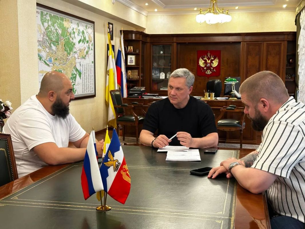 Дмитрий Ворошилов: В выходные дни проезжаю по объектам, нашим стройкам Дмитрий Ворошилов: В выходные дни проезжаю по объектам, нашим стройкам