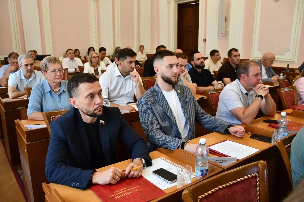 На заседании Ставропольской городской Думы сегодня принят ряд важных решений, затрагивающих бюджет, социальную поддержку и участие горожан в управлении На заседании Ставропольской городской Думы сегодня принят ряд важных решений, затрагивающих бюджет, социальную поддержку и участие горожан в управлении