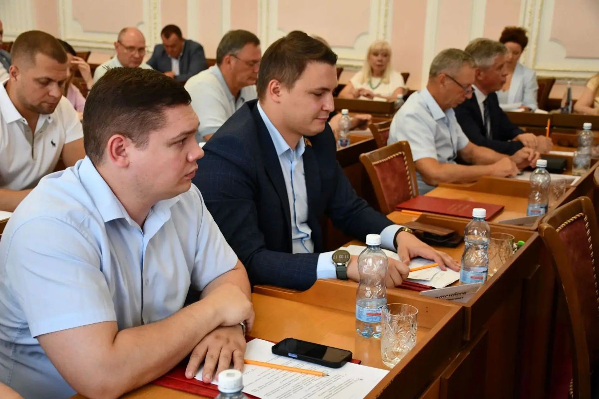 На заседании Ставропольской городской Думы сегодня принят ряд важных решений, затрагивающих бюджет, социальную поддержку и участие горожан в управлении На заседании Ставропольской городской Думы сегодня принят ряд важных решений, затрагивающих бюджет, социальную поддержку и участие горожан в управлении