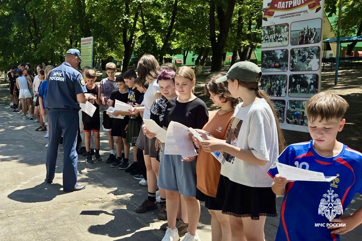 Инспекторы ГИМС не перестают напоминать детям о правилах поведения на воде Инспекторы ГИМС не перестают напоминать детям о правилах поведения на воде