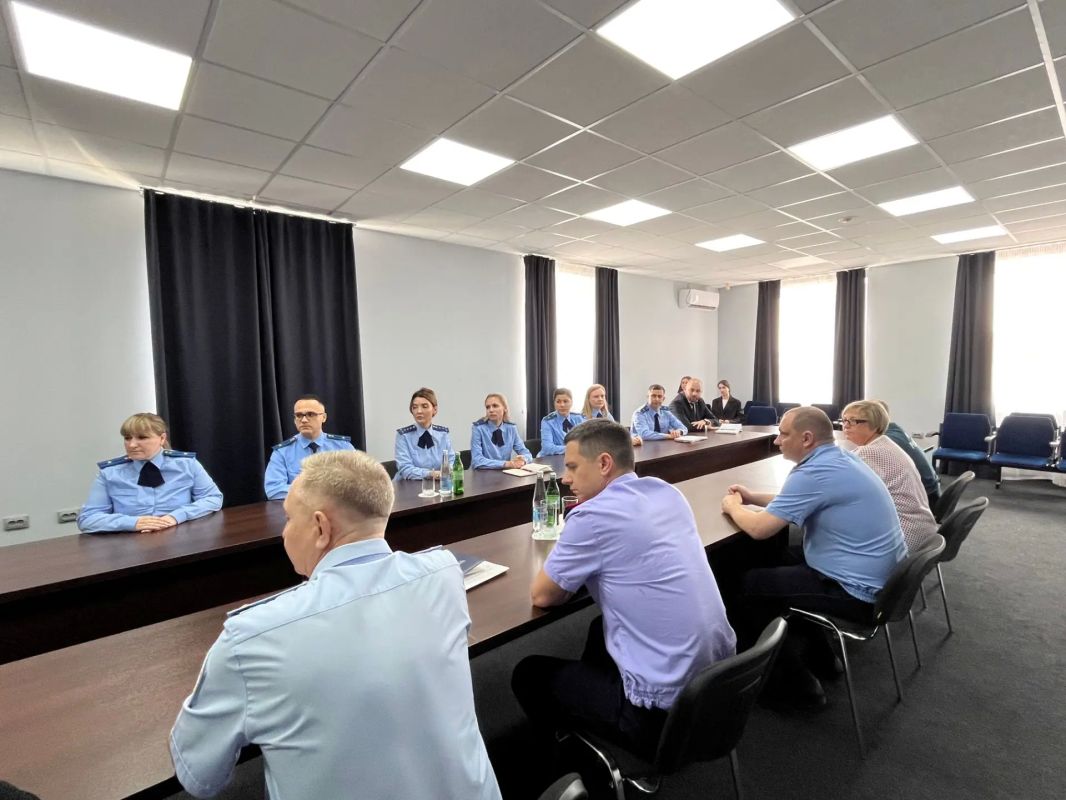 Прокурор Ставропольского края представил нового Минераловодского межрайонного прокурора Прокурор Ставропольского края представил нового Минераловодского межрайонного прокурора