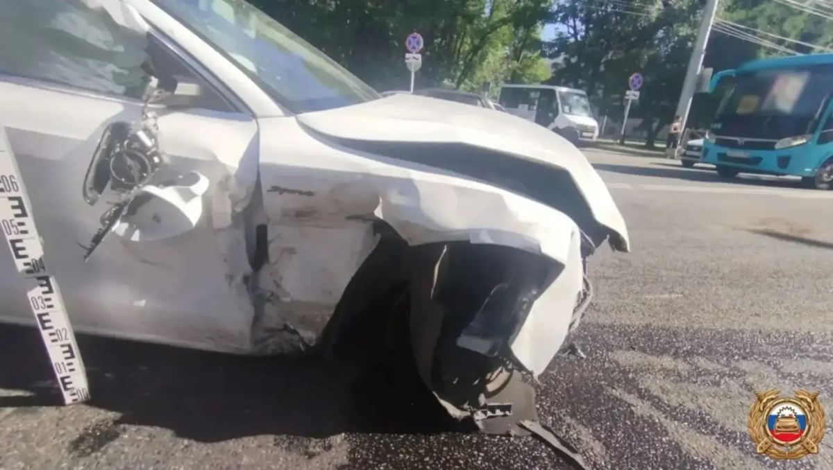 Госавтоинспекция Ставрополья устанавливает обстоятельства ДТП с участием пассажирского транспорта в краевом центре Госавтоинспекция Ставрополья устанавливает обстоятельства ДТП с участием пассажирского транспорта в краевом центре