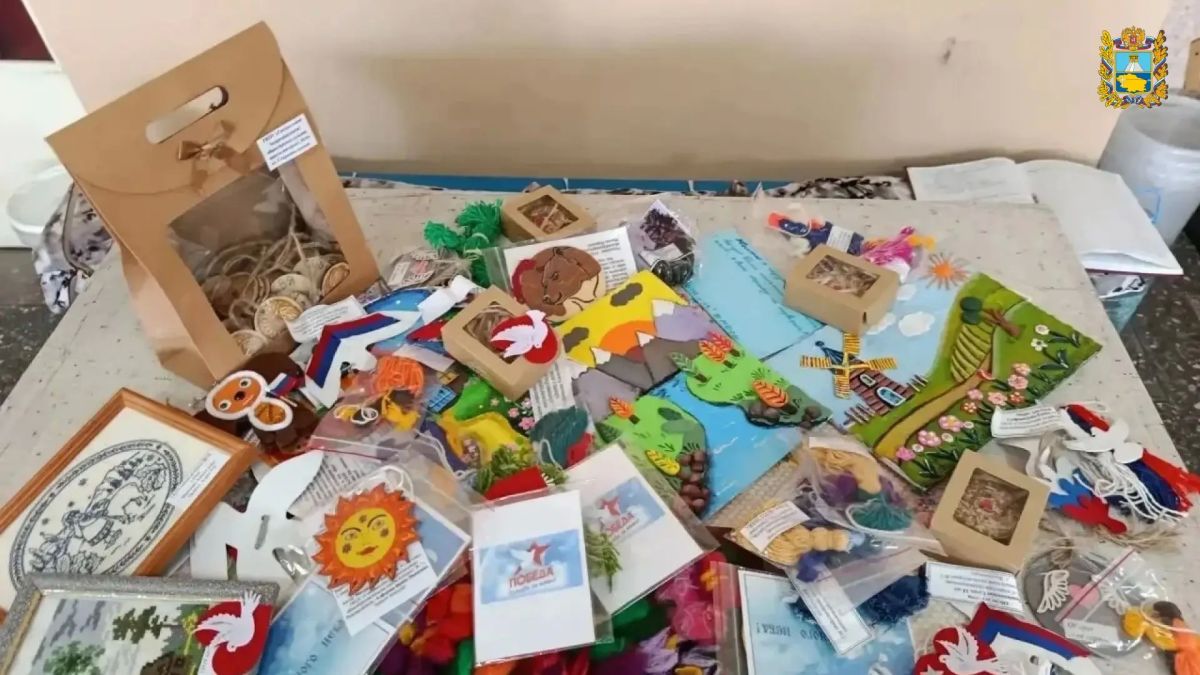 Жители Изобильненского округа собрали гуманитарную помощь для бойцов СВО Жители Изобильненского округа собрали гуманитарную помощь для бойцов СВО