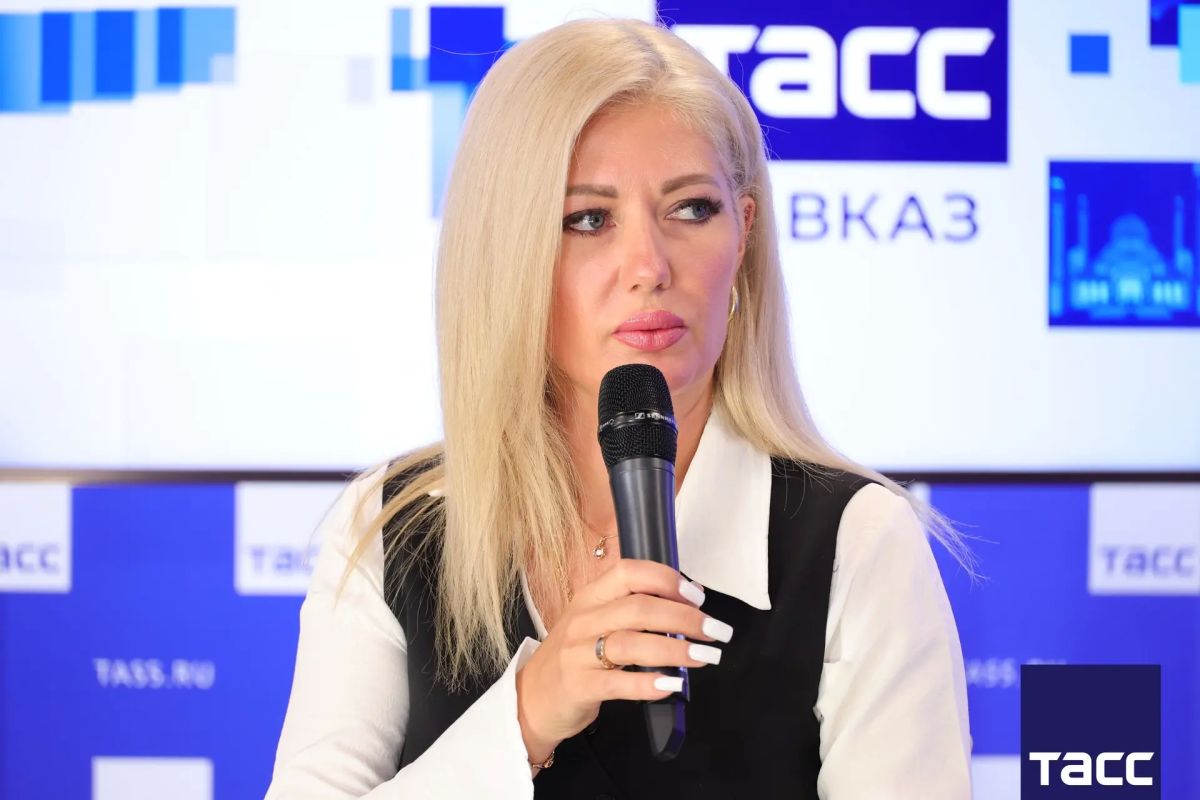 Главное из заявлений, а также фоторепортаж с пресс-конференции в Региональном информационном центре "ТАСС Кавказ" в Пятигорске, посвященной проведению 26-27 сентября в Ставрополе регионального показа Всероссийского конкурса... Главное из заявлений, а также фоторепортаж с пресс-конференции в Региональном информационном центре "ТАСС Кавказ" в Пятигорске, посвященной проведению 26-27 сентября в Ставрополе регионального показа Всероссийского конкурса...
