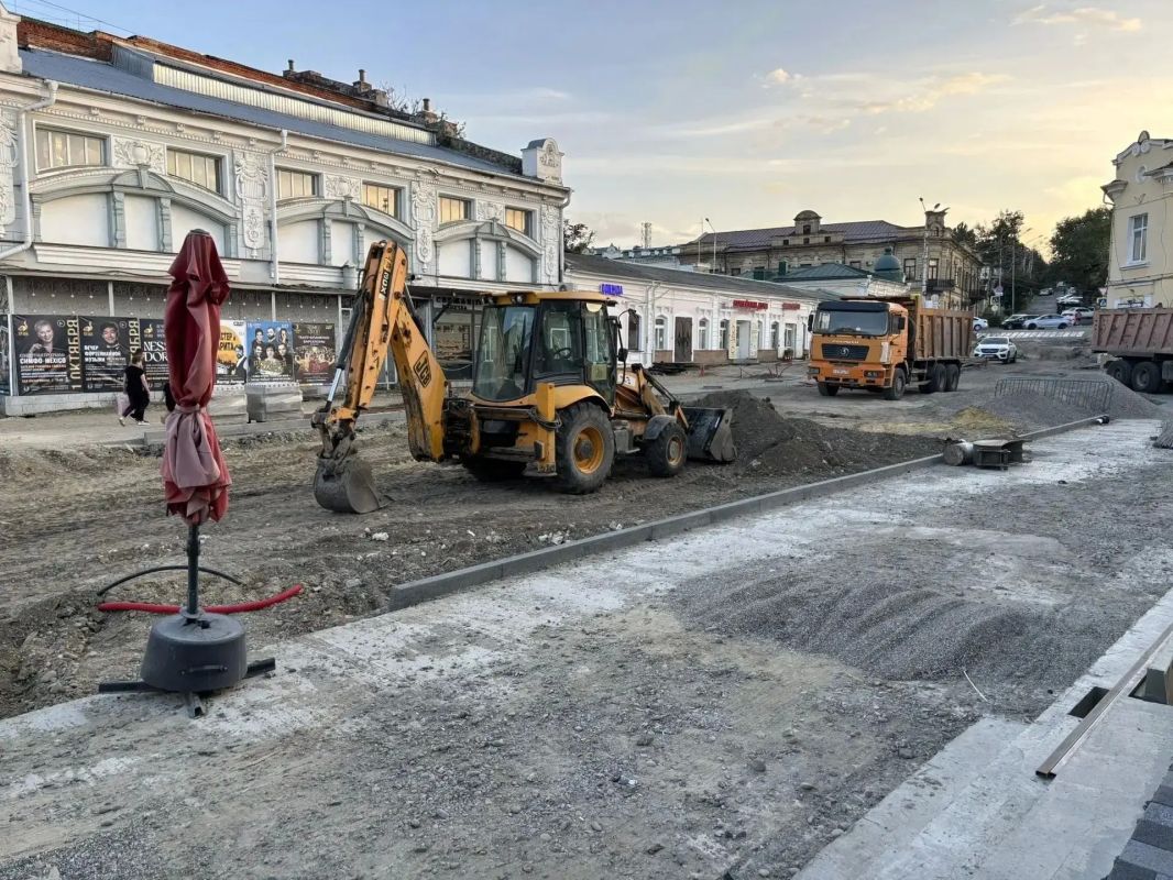 В Ставрополе продолжают благоустройство пешеходной зоны на ул. Шаумяна В Ставрополе продолжают благоустройство пешеходной зоны на ул. Шаумяна