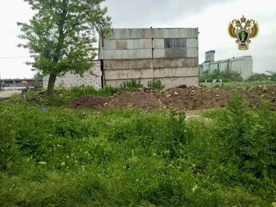 Прокуратура потребовала ликвидировать крупную свалку в Благодарном Прокуратура потребовала ликвидировать крупную свалку в Благодарном