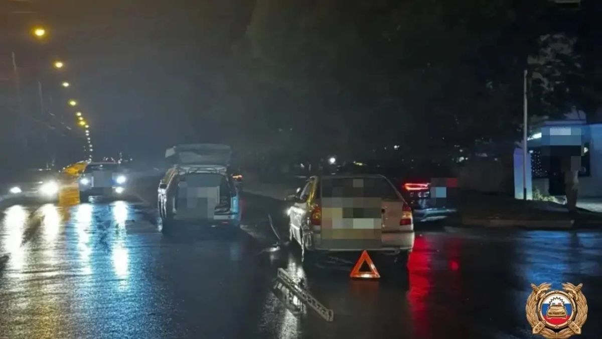 В Ставрополе в результате автоаварии пострадали два пассажира В Ставрополе в результате автоаварии пострадали два пассажира