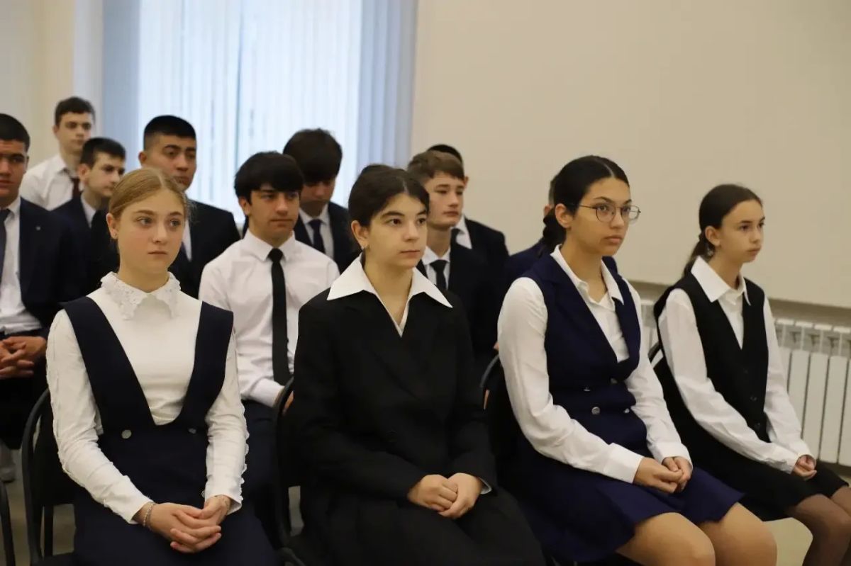 «Разговоры о важном» стартовали в образовательных организациях республики «Разговоры о важном» стартовали в образовательных организациях республики
