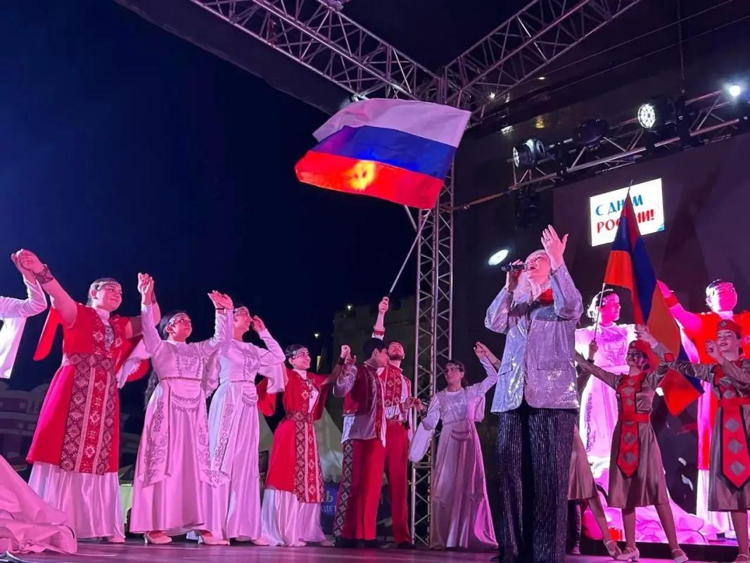 Евгений Моисеев: Сегодня в нашей стране впервые отмечается праздник День языков народов России Евгений Моисеев: Сегодня в нашей стране впервые отмечается праздник День языков народов России
