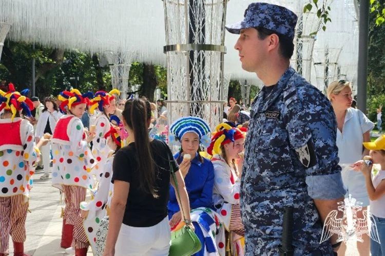 Росгвардейцы обеспечили безопасность во время празднования Дня города и Дня Ставропольского края Росгвардейцы обеспечили безопасность во время празднования Дня города и Дня Ставропольского края