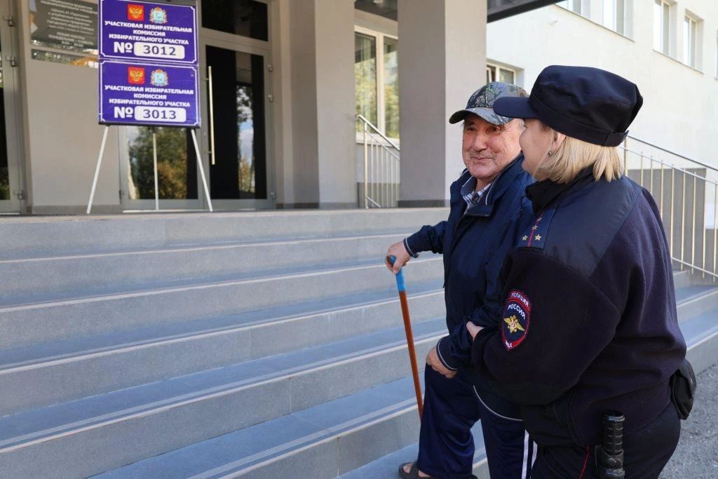 Ирина Волк: Сотрудники российской полиции обеспечили охрану общественного порядка и безопасность в Единый день голосования Ирина Волк: Сотрудники российской полиции обеспечили охрану общественного порядка и безопасность в Единый день голосования