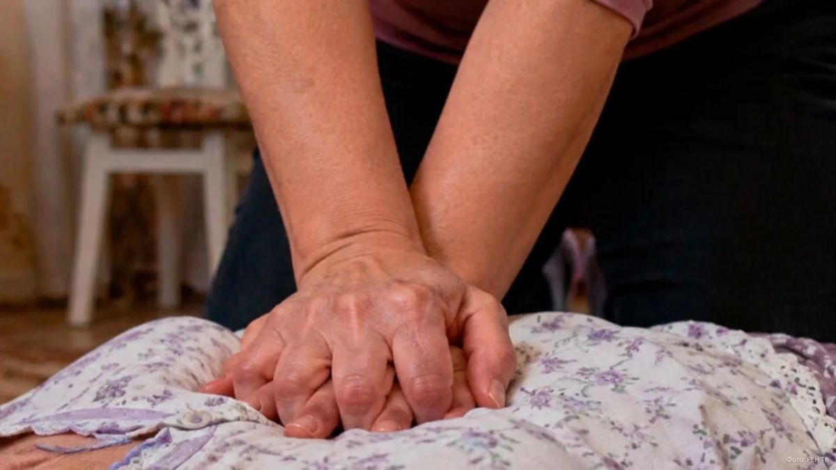 Жительница Ставрополья случайно убила 91-летнюю мать во время массажа сердца