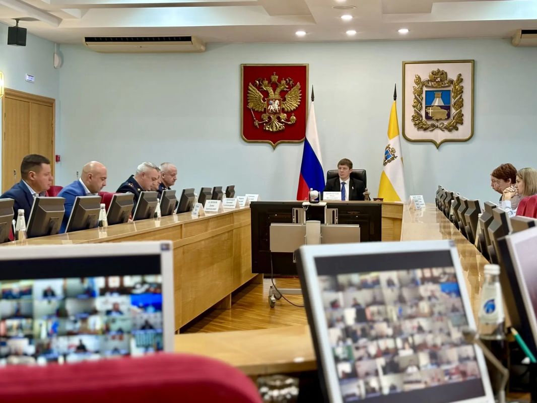 Аварийность с участием несовершеннолетних обсудили на заседании краевой межведомственной комиссии по обеспечению безопасности дорожного движения