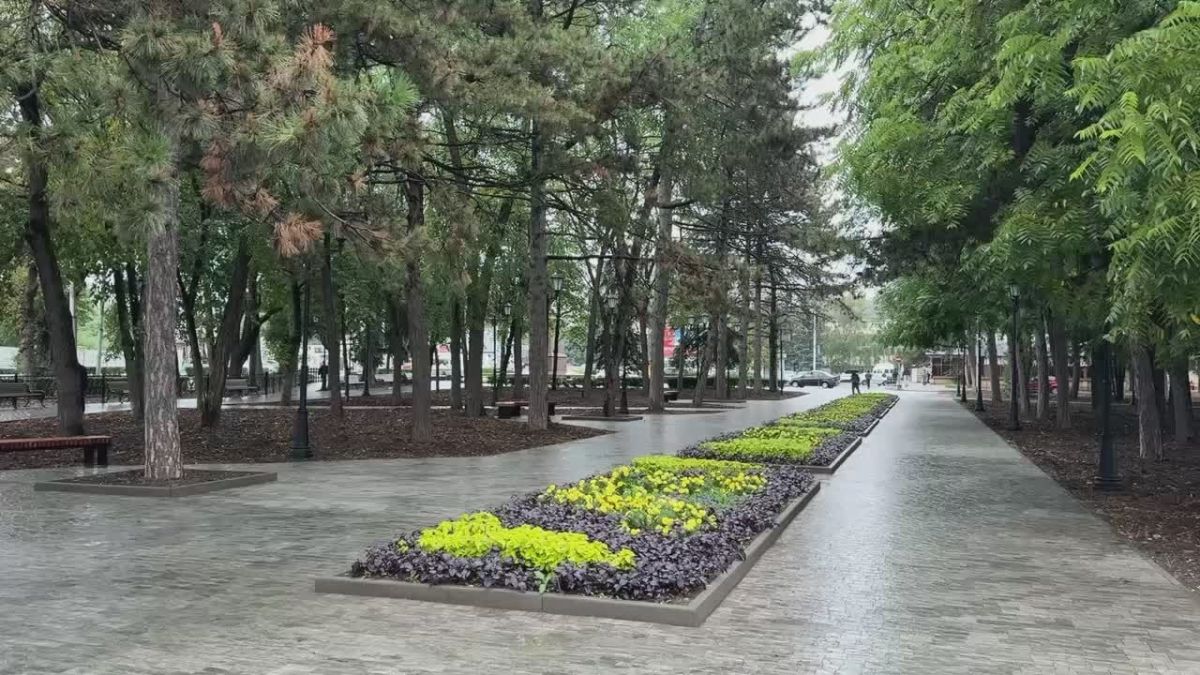 Дмитрий Ворошилов: Уютный и красивый, я бы даже сказал, камерный сквер Кирова получился