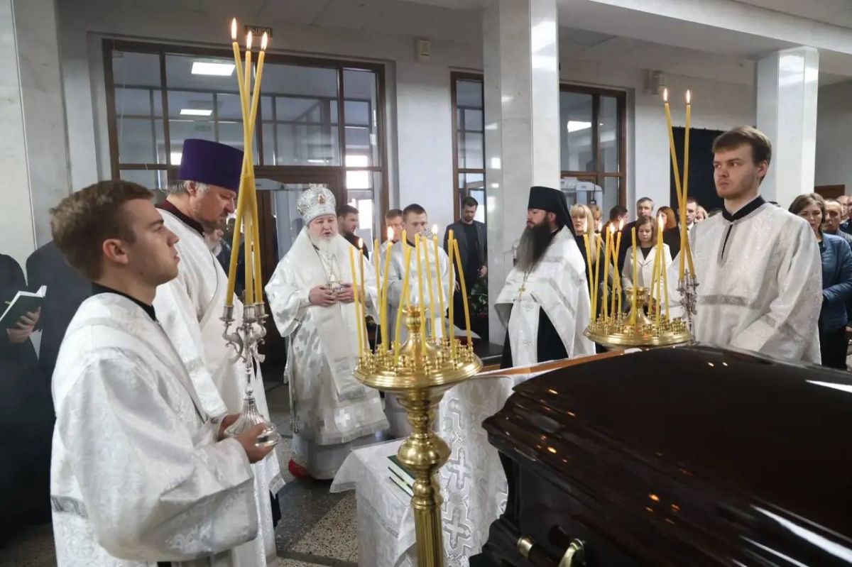 На Ставрополье простились с Николаем Тимофеевичем Великданем На Ставрополье простились с Николаем Тимофеевичем Великданем