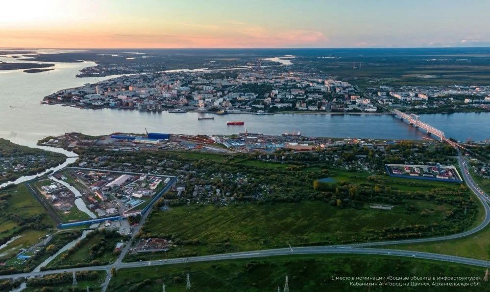 Россия в антураже водного великолепия Россия в антураже водного великолепия