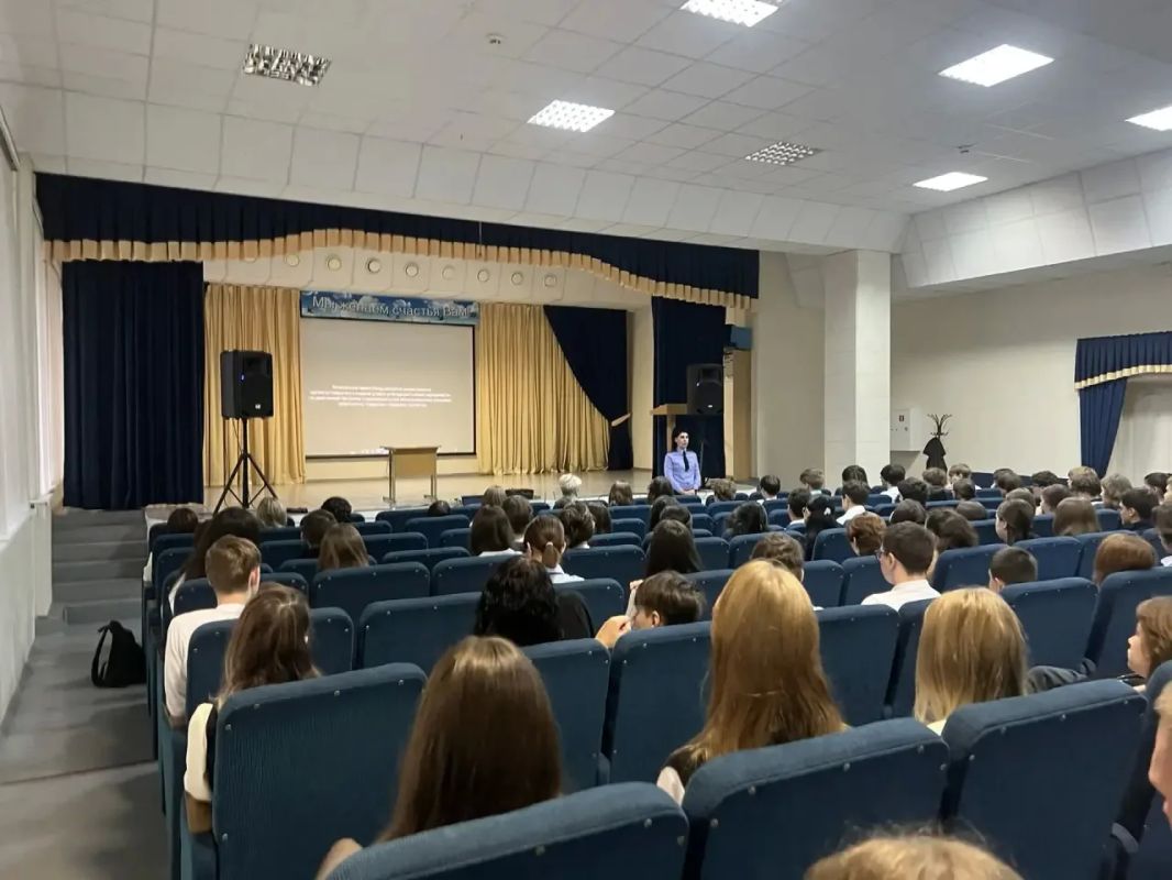 На Ставрополье сотрудники СК России организовали цикл профилактических бесед в образовательных учреждениях На Ставрополье сотрудники СК России организовали цикл профилактических бесед в образовательных учреждениях